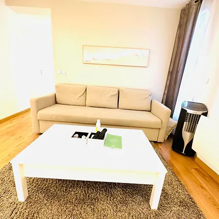 Spacieuses Flats 2 Bedroom Bastille Centre *