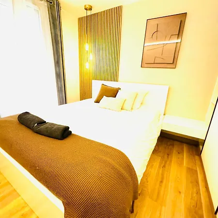 Apartment Spacieuses Flats 2 Bedroom Bastille Centre *