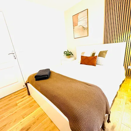 Spacieuses Flats 2 Bedroom Bastille Centre *